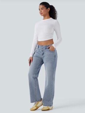 Halara Asymmetrical Light Wash Blue Denim Jeans Women’s MP M Petite